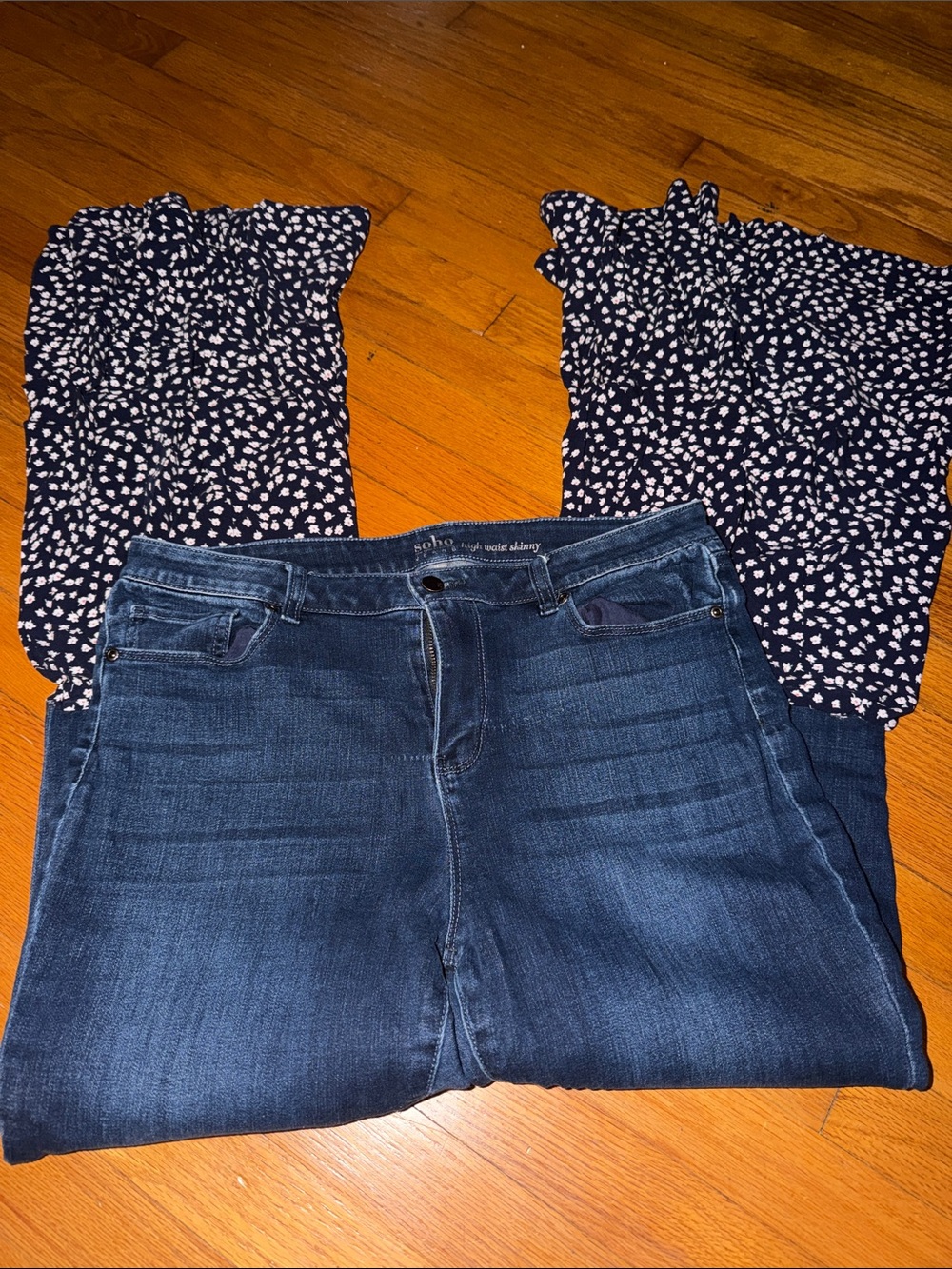Women’s Dark Blue High-Rise Stretch Jeans with fabric bell bottom’s size 14